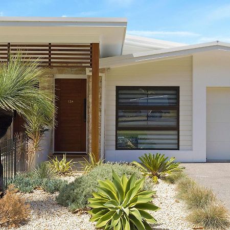 Ocean Scene Villa Fingal Bay Exterior photo