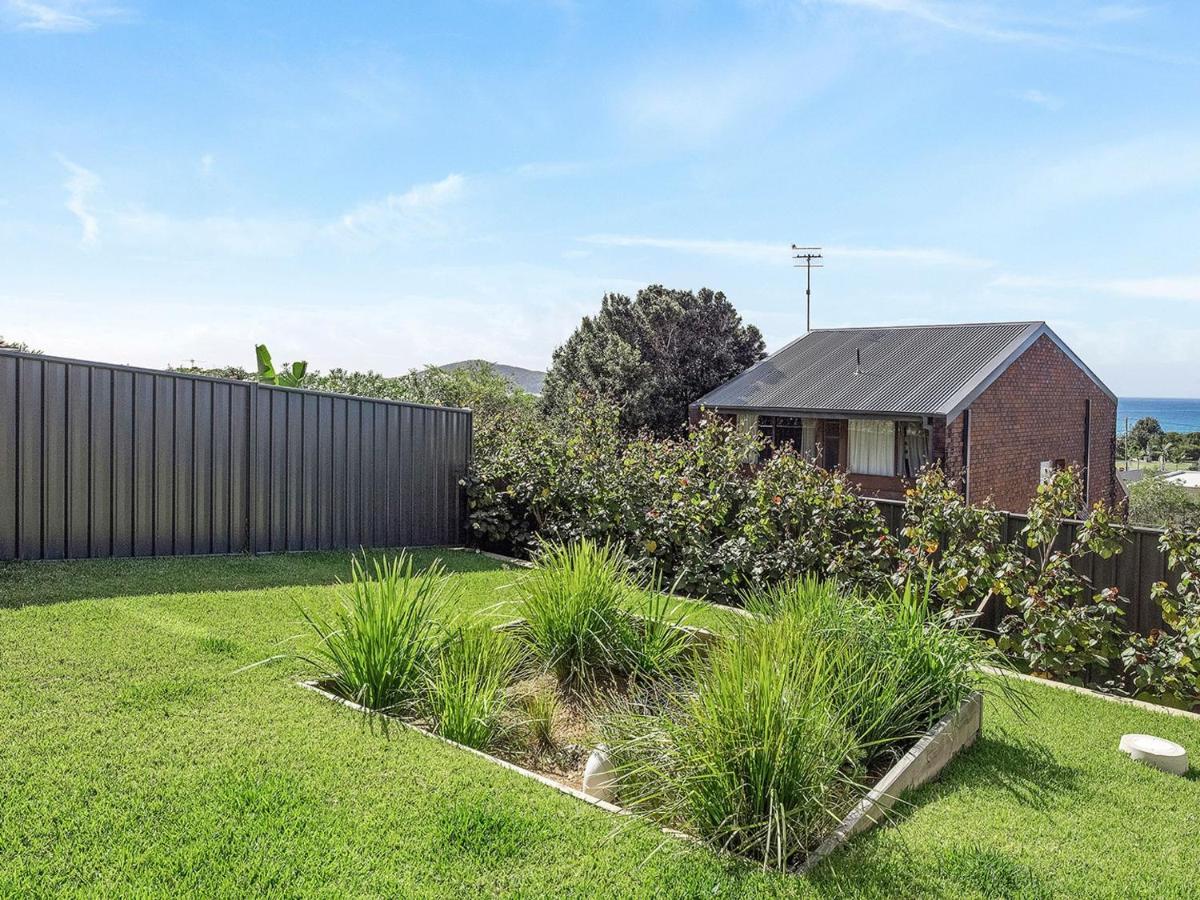 Ocean Scene Villa Fingal Bay Exterior photo